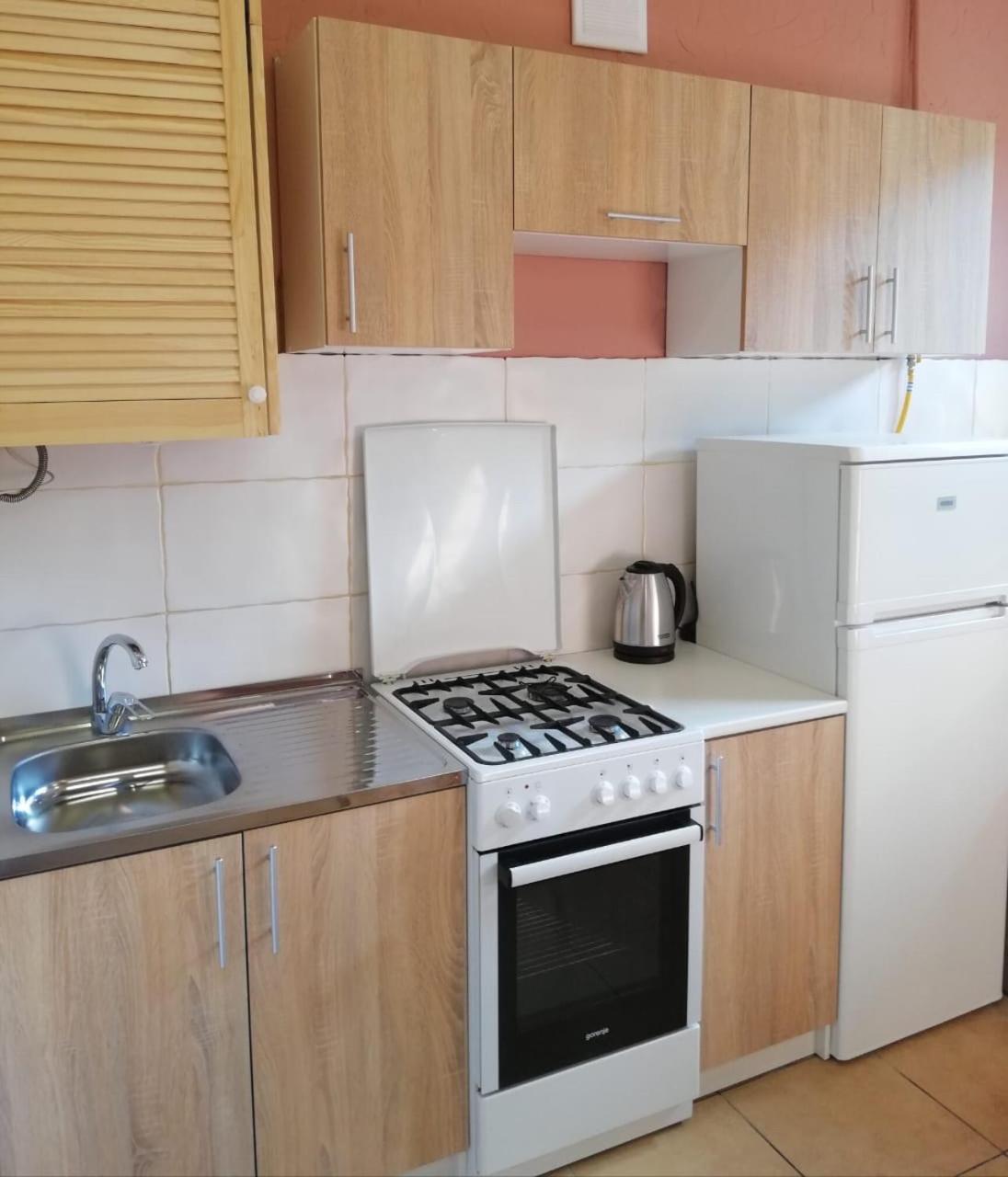 Куліша 41, Помешкання В Центрі Біля Тц Форум Apartamento Lviv Exterior foto